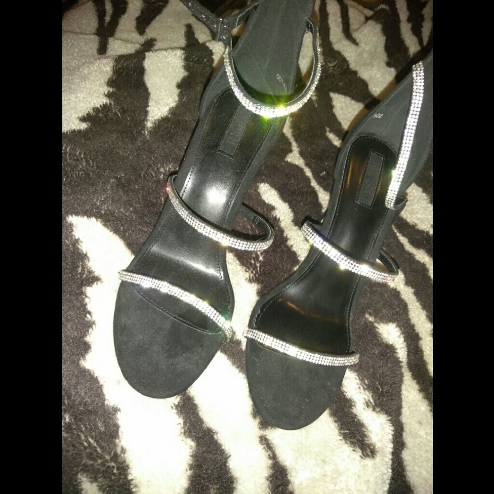 NWOT Rhinestone strappy heels